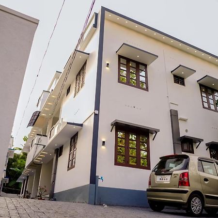 Shimano Square Guest House วาร์คาลา ภายนอก รูปภาพ