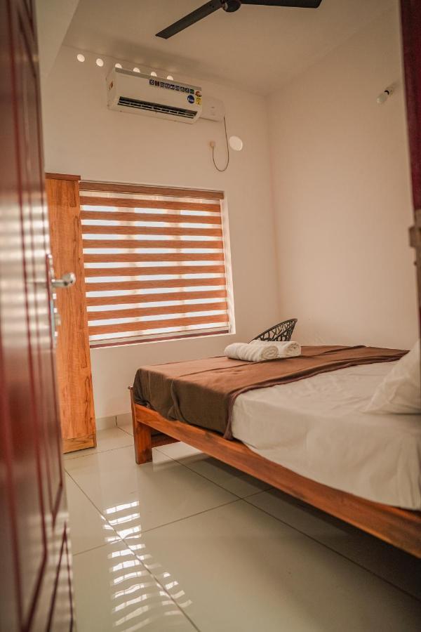 Shimano Square Guest House วาร์คาลา ภายนอก รูปภาพ