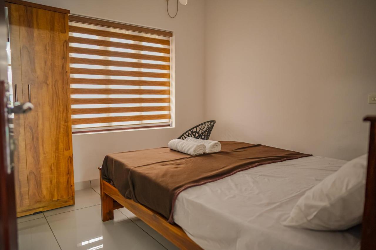 Shimano Square Guest House วาร์คาลา ภายนอก รูปภาพ